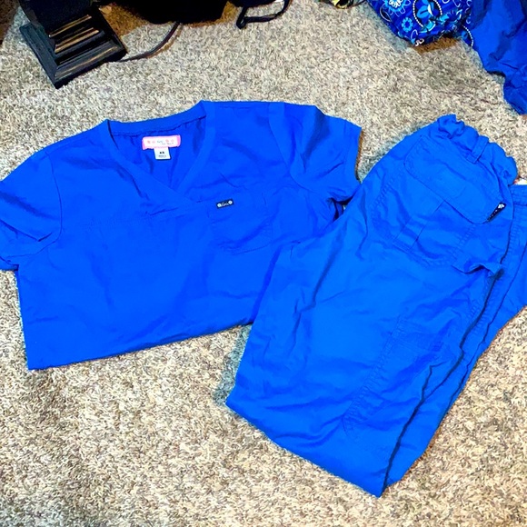 Koi xs scrub set